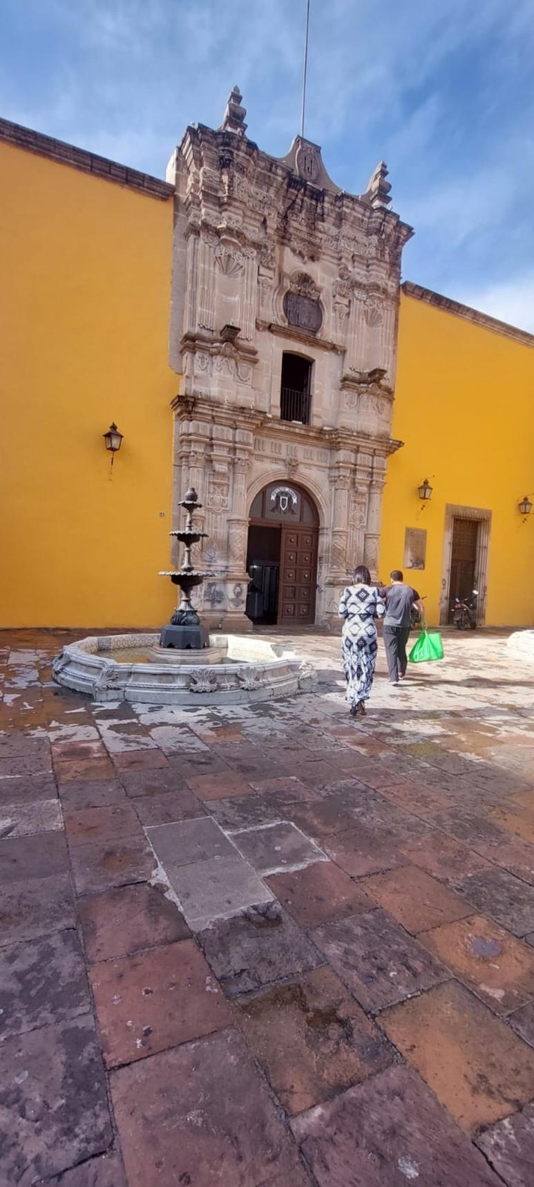 Se acerca la fecha de pagos de aguinaldos y hasta ahora la rectoría ha dado a conocer que no tiene el dinero para ello, se necesitan 290 mdp. (EL SIGLO DE TORREÓN)