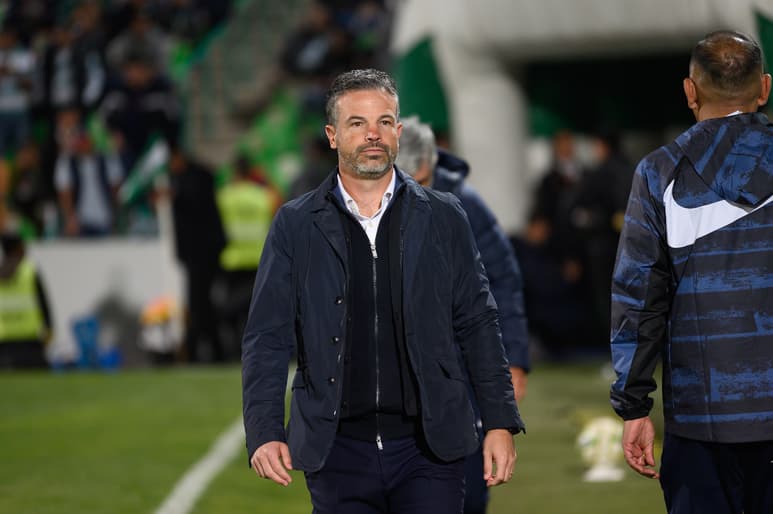 Rafael Puente niega afectación en Pumas por salida de Dani Alves