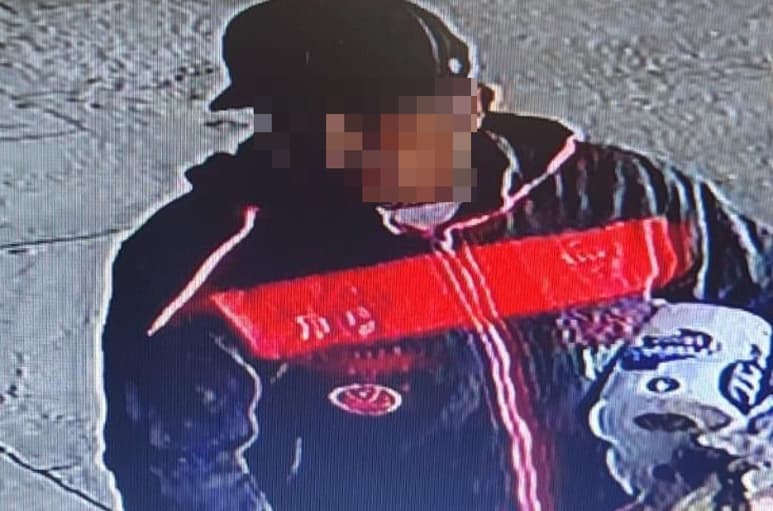 Esta es la imagen del presunto ladrón que entró al negocio de 'Cecilia' en la colonia Villa Zaragoza en Torreón.