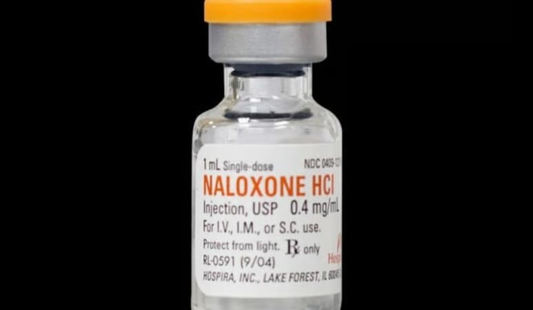 En 2022 la Comisión de Salud del Senado avaló reformar la Ley General de Salud para liberar el uso del medicamento naloxona. (ESPECIAL)