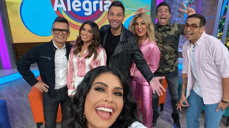 ¿Se ausentó por culpa de Laura G? , Mauricio Barcelata regresa a Venga la Alegría