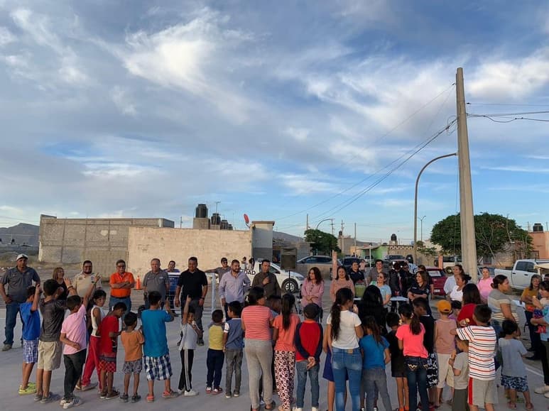 La visita más reciente se hizo en la colonia Santa Cecilia, en donde de manera interinstitucional se 'combaten' los índices delictivos. (EL SIGLO DE TORREÓN)