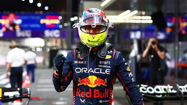 Sergio Pérez buscará hoy su primera victoria de la temporada, tras ganar la segunda 'pole' de su carrera.