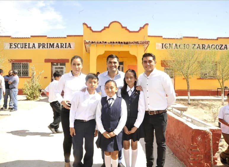 Los alumnos se preparan para la siguiente etapa de la olimpiada.