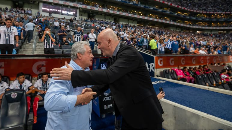 Pablo Repetto analiza el duelo y habla del futuro de Santos Laguna