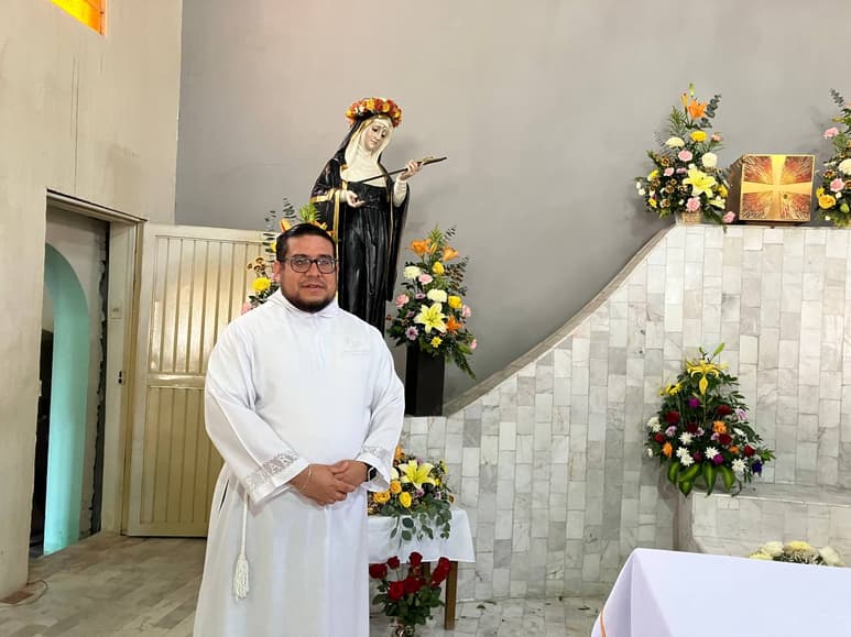 Luis Armando Carlos Alfaro, párroco Santa Rita de Casia de ciudad Lerdo. (Foto: GUADALUPE MIRANDA / EL SIGLO DE TORREÓN)