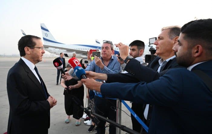 El presidente azerbaiyano resaltó que actualmente el intercambio comercial entre ambos países alcanza los 1,700 millones de dólares. (TWITTER)