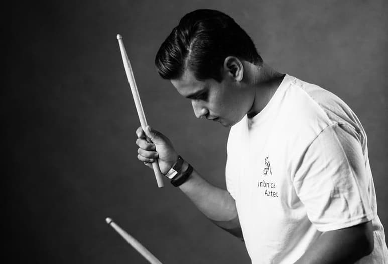 Fabián Herrera Luévanos es uno de los 25 músicos mexicanos seleccionados para presentarse en la ciudad de Ginebra (CORTESÍA)