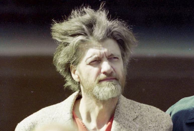 Kaczynski cumplía una condena perpetua sin posibilidad de libertad bajo fianza después de su arresto en 1996. (TWITTER)