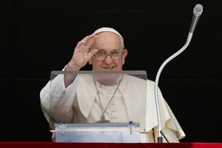 Se tratará del 42º viaje internacional del Papa Francisco, que en diez años de pontificado ha visitado ya 60 países. (ARCHIVO)
