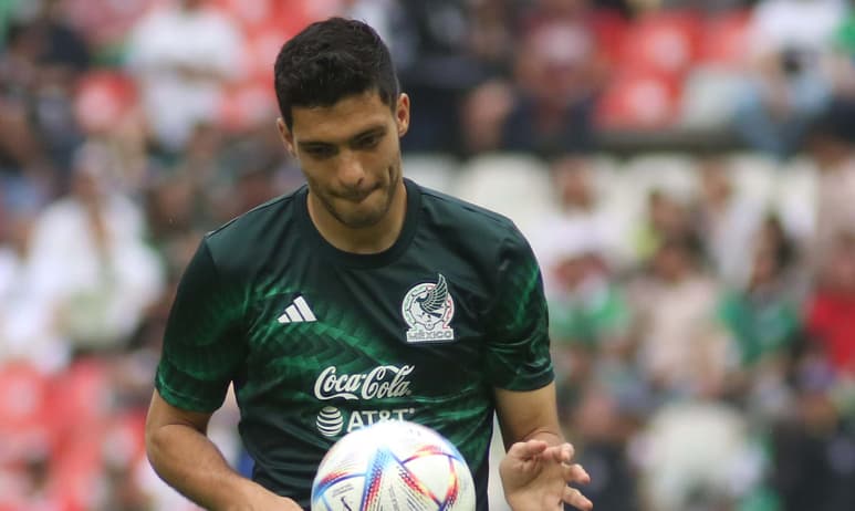 Me la volvería a jugar para estar en Qatar: Raúl Jiménez