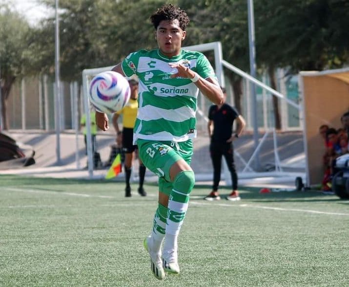El oriundo de Cuencamé, Stephano Carrillo, fue el autor del gol (CORTESÍA)