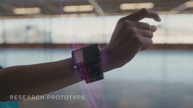 Este tipo de dispositivos puede beneficiar a personas con pérdida auditiva y especialistas como cirujanos, pilotos y soldados que están inundados de información visual y auditiva. (Cortesía: Facebook Reality Labs)