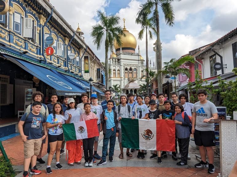 Alumnos laguneros de primaria y secundaria participaron con éxito en la Olimpiada. (CORTESÍA)