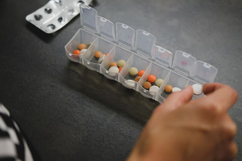 Las vitaminas que retrasan la aparición de canas