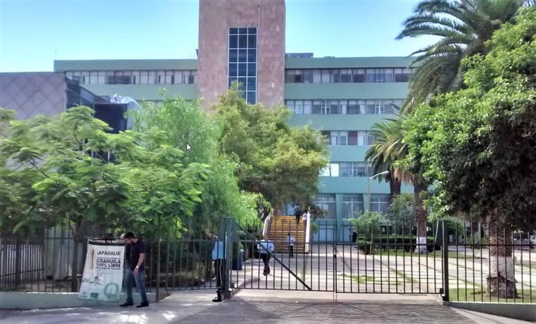 Menor termina con fractura de rodilla al caer de un toro mecánico en Torreón