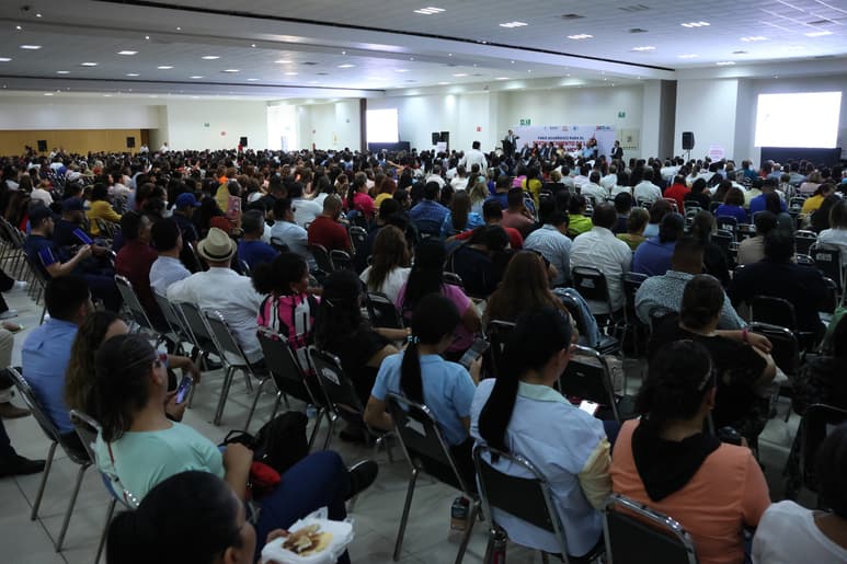 Se capacita a los profesionales de la educación sobre la Nueva Escuela Mexicana. (VAYRON INFANTE / EL SIGLO DE TORREÓN)
