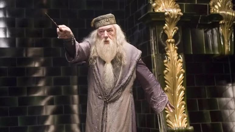 Personaje. Interpretó a Albums Dumbledore en seis de las ocho películas de Harry Potter.