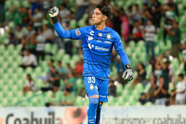 Héctor 'Polito' Holguín ha tenido buenas actuaciones en los dos partidos que ha disputado con Santos. (JORGE MARTÍNEZ)