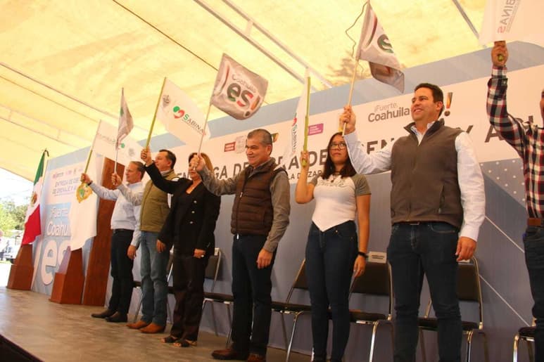 Las obras que entregó el gobernador son por más de 18 millones de pesos.