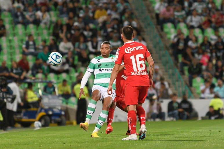 Los Guerreros, que necesitan ganar para acercarse a zona de 'play in', reciben a los Diablos Rojos de Toluca, que la última vez que vino al Corona, se llevó la victoria 5-0.