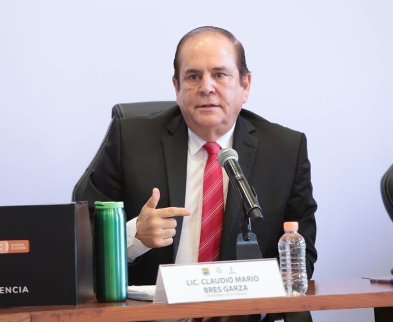 Claudio Bres explicó que el abasto de agua en la región Carbonífera estará por muchos años más. (X)
