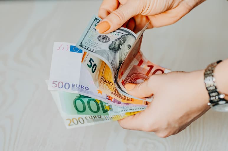 La inflación general subió en EUA en octubre un 3.2 % interanual y la subyacente, un 4 %. (ARCHIVO)