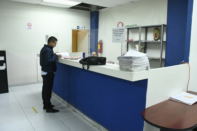 Se informó que ya se canalizó a otras fuentes de empleo a 40 de las cien personas que trabajaban directamente en Telecom.