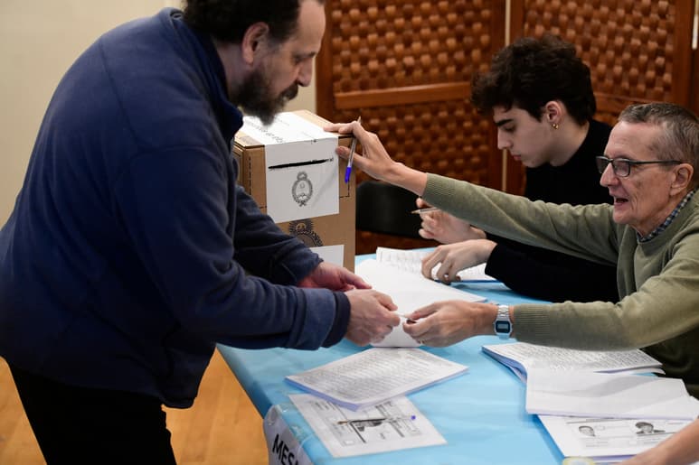 Si el 'cambio' fue la palabra que dominó la campaña electoral, 'esperanza' es la que se escuchó en más ocasiones en este domingo de balotaje. (ARCHIVO)