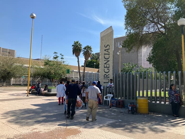 En este día de asueto, llaman a la ciudadanía a hacer uso responsable del servicio de salud. (EL SIGLO DE TORREÓN)