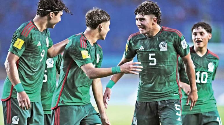 Tras debutar con revés, los aztecas empataron ante Venezuela y luego golearon a Nueva Zelanda. (Mi Selección)