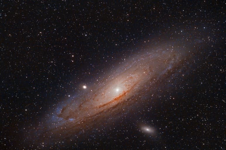 Para comprobar su presencia, era necesario medir el movimiento del gas denso que gira alrededor de la estrella. (FOTO ILUSTRATIVA/EFE)