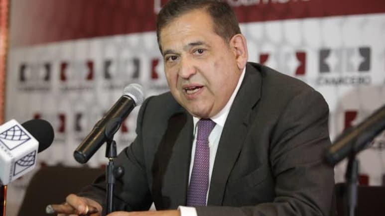 Según el acuerdo, Ancira comprometió la propiedad de la siderúrgica en el acuerdo con Pemex.