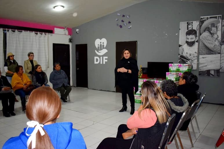 Mediante esa iniciativa, también ofrece apoyo psicológico y legal. (EL SIGLO DE TORREÓN)