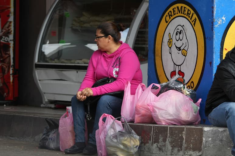En México, el 37.3 por ciento de sus habitantes vive en pobreza laboral al cierre del mes de septiembre de este año. (EL SIGLO DE DURANGO)
