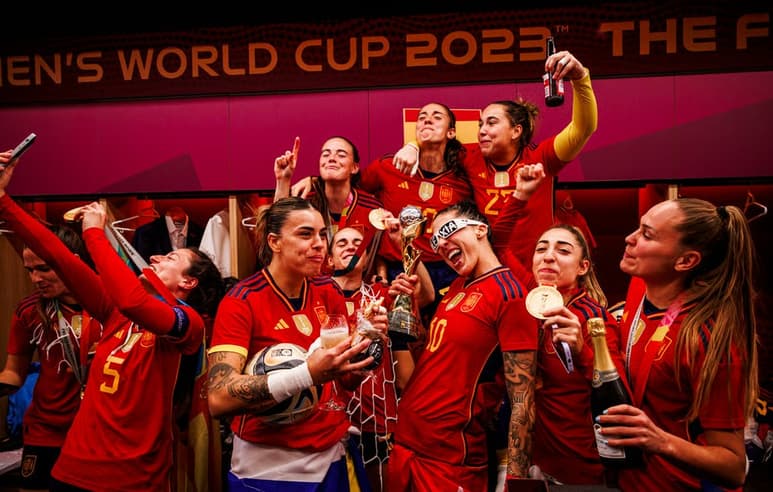 Este viernes, la Federación Mexicana de Futbol, junto a US Soccer, presentaron de manera oficial ante la FIFA la candidatura para albergar la siguiente Copa del Mundo en 2027.