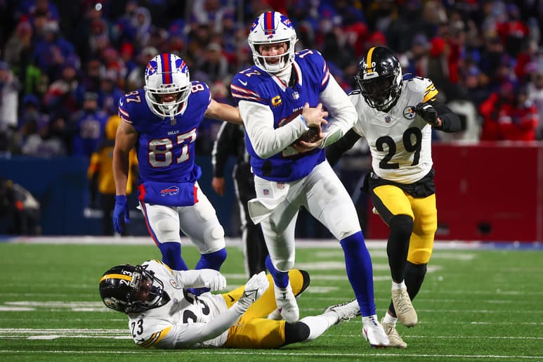 El marcador final entre los Bills y Steelers terminó 31-17 a favor de los Buffalo. (AP)