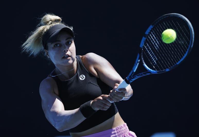 La tenista mexicana Renata Zarazúa ganó el primer set y estaba arriba 2-0 en el segundo, pero vino a menos y fue eliminada en Australia.