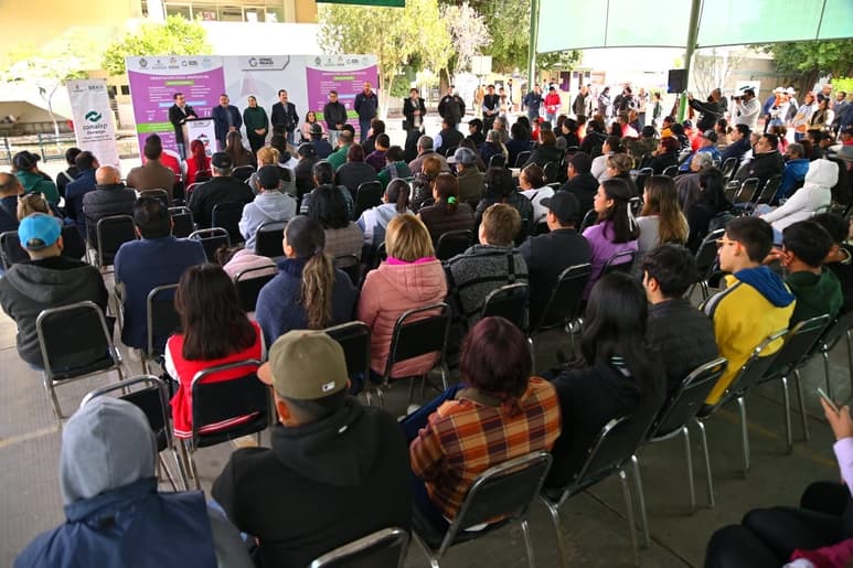 Se realizó la Sexta Jornada de Orientación Gratuita, la primera en realizarse en Gómez Palacio. (EL SIGLO DE TORREÓN)