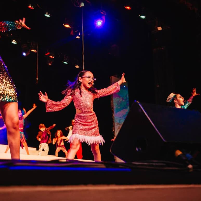 La escuela de teatro de Zúñiga felicitó a la chica por este gran logro (CORTESÍA)