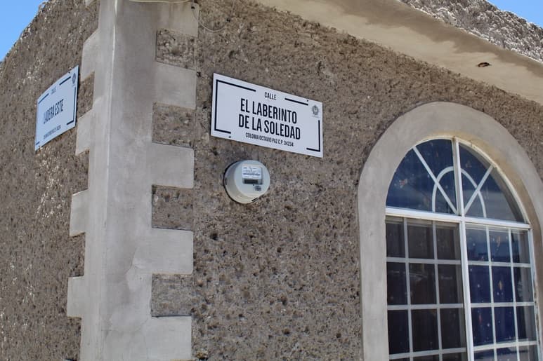 Faltan al menos 30 mil placas para la nomenclatura.