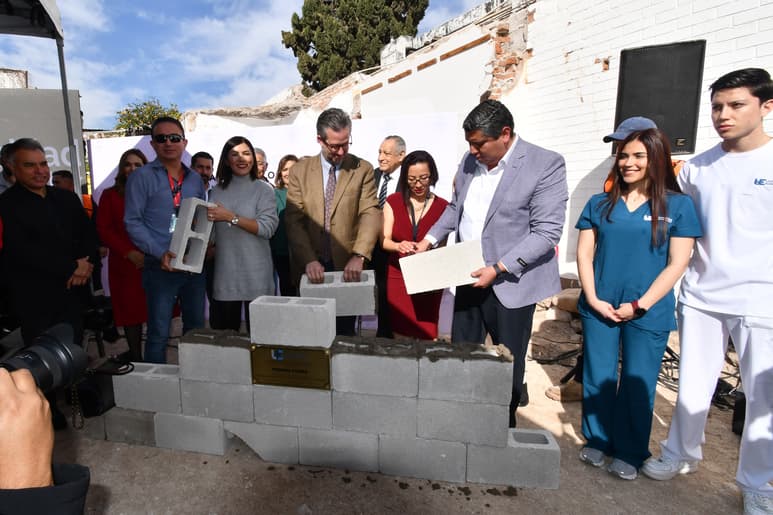 Será un edificio de seis pisos que albergará aulas 360, realidad virtual, laboratorios, centro de inteligencia médica, quirófano, cuidados intensivos, prenatales, radiodiagnóstico, alta especialidad, consultorios y urgencias, entre otros.  (FERNANDO COMPEÁN)