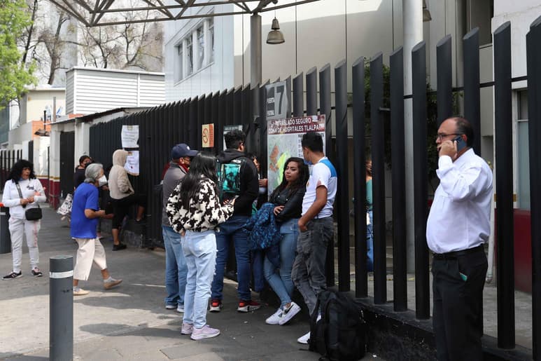 De los 1,000 casos de enfermedades respiratorias, más de 400 fueron de covid-19 en la tercera semana epidemiológica. (ARCHIVO)