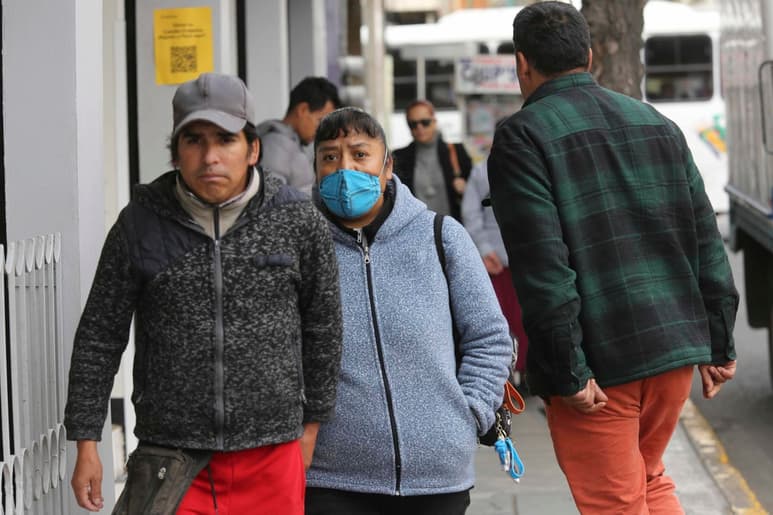 El frente frío 32 se desplazará por el noreste.