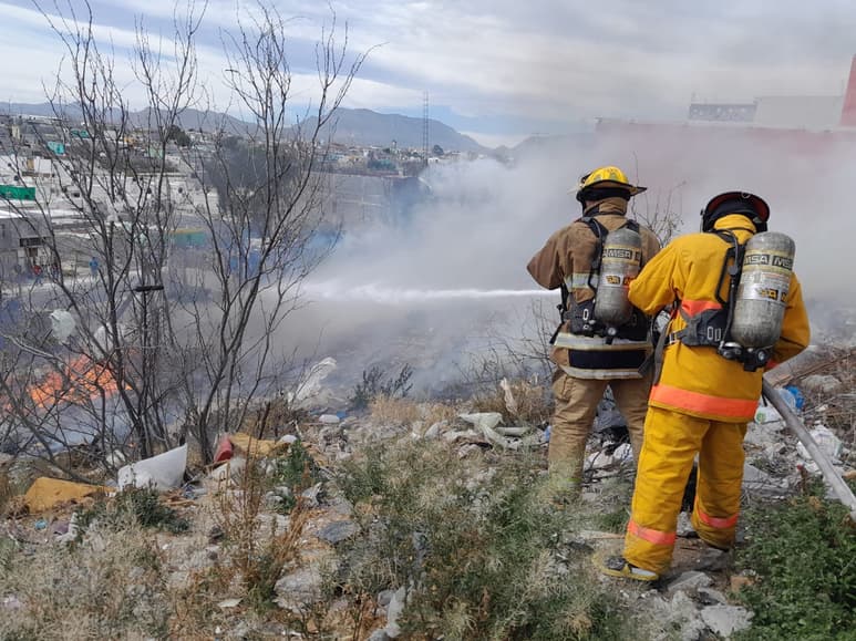 Una humilde vivienda terminó reducida a cenizas.