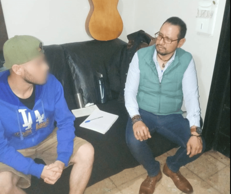 La visita del personal sanitario se hizo con el propósito de brindar un servicio de orientación y apoyo psicológico a los internos. (CORTESÍA)