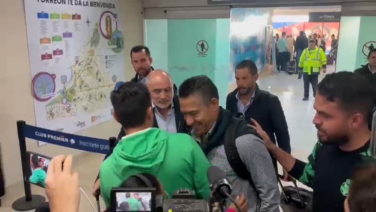 Ignacio Ambriz a su llegada a La Laguna.