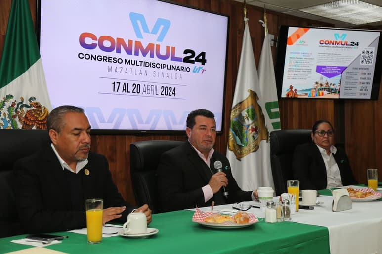 Carlos Centeno, rector de la UTT dijo que con el congreso buscan proyectar el buen nivel académico de la comunidad universitaria.