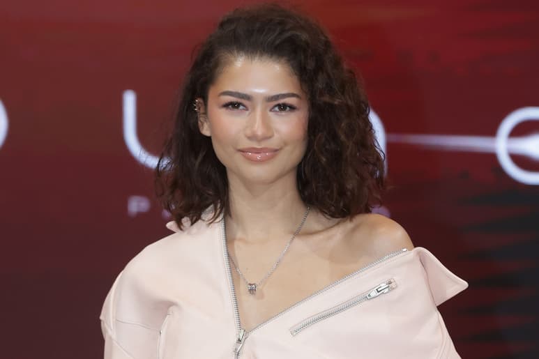 Zendaya será una de las presentadoras de la ceremonia número 96 de los Premios Oscar. (FOTO: EFE)