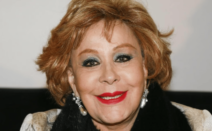 Silvia Pinal preocupa al visitar nuevamente el hospital
